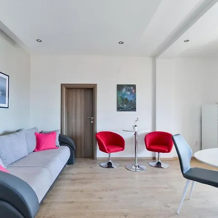 Medved Apartment Vir